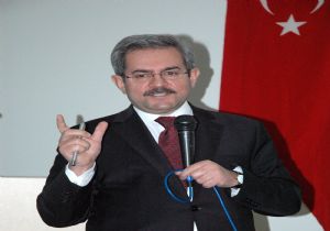 Ünivar'dan siyasete ilginç bakış